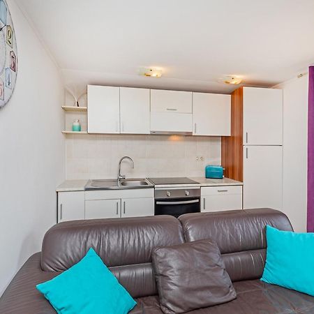 Apartment Ive Mlini Esterno foto